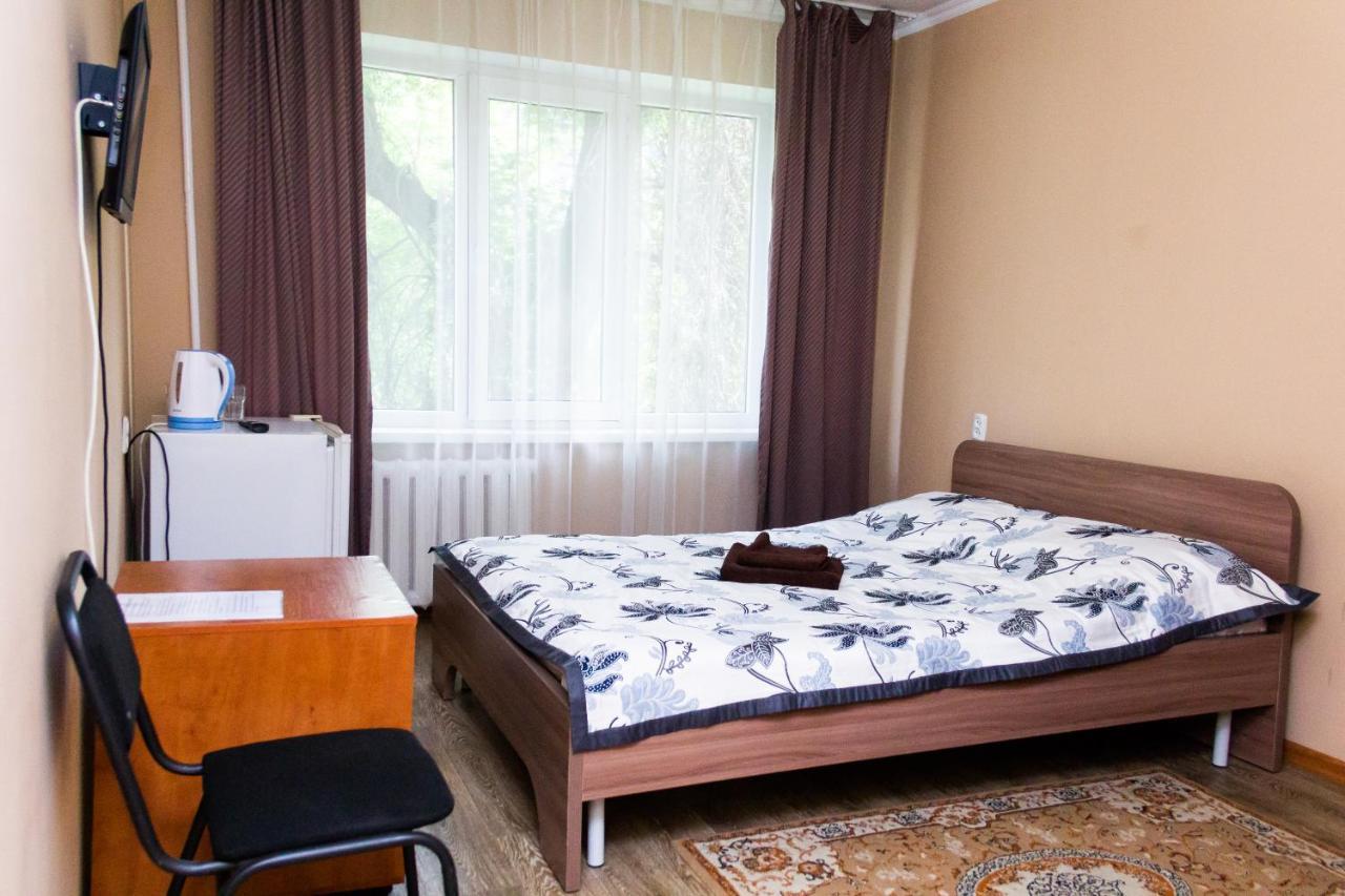 Hotel Tahar 알마티 외부 사진