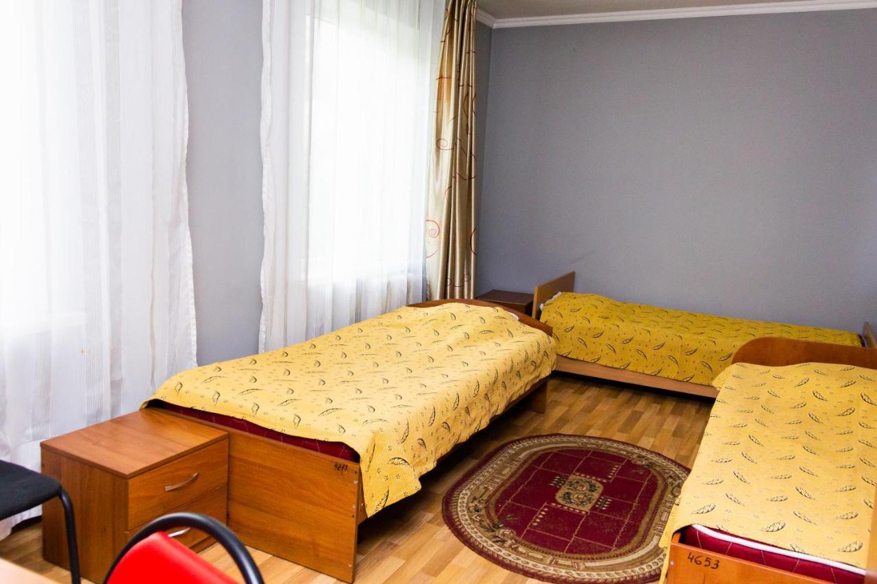 Hotel Tahar 알마티 외부 사진