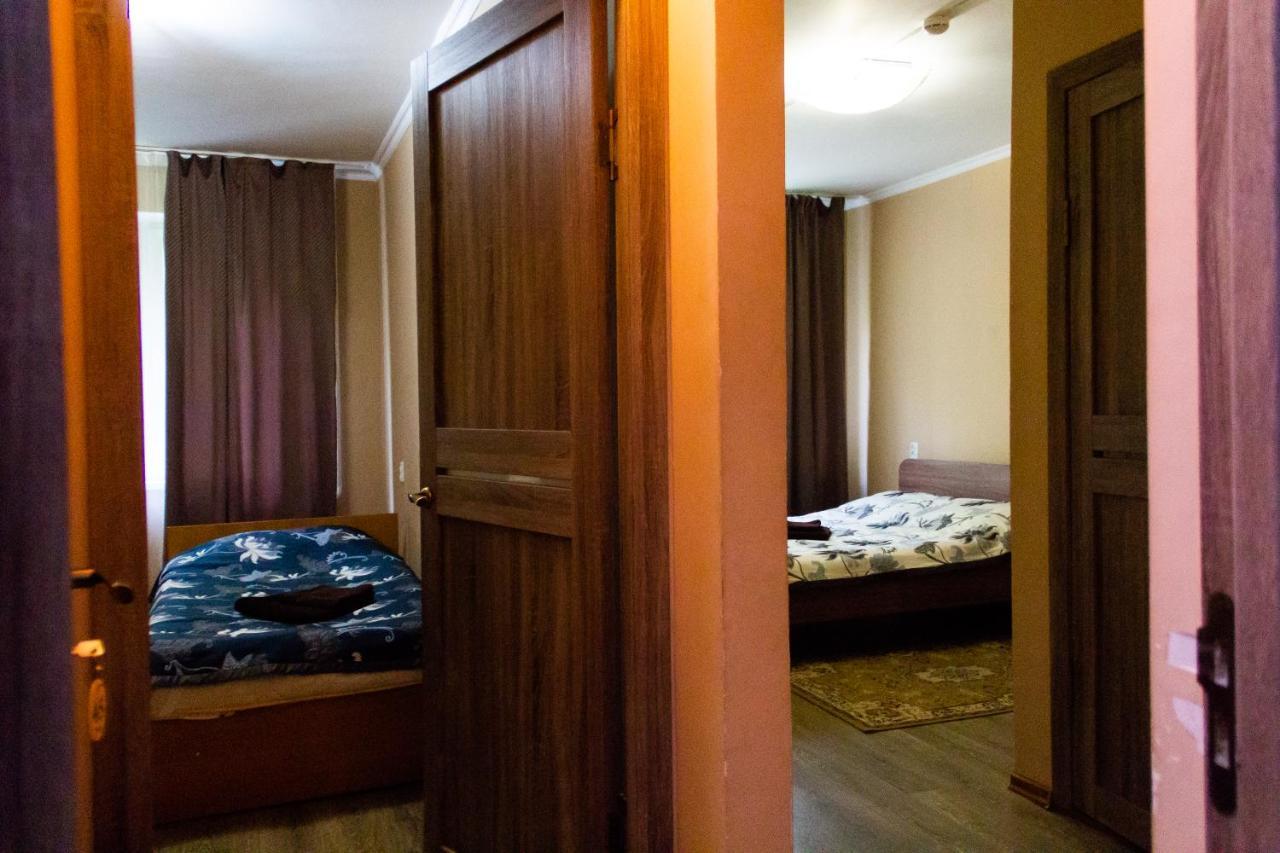 Hotel Tahar 알마티 외부 사진